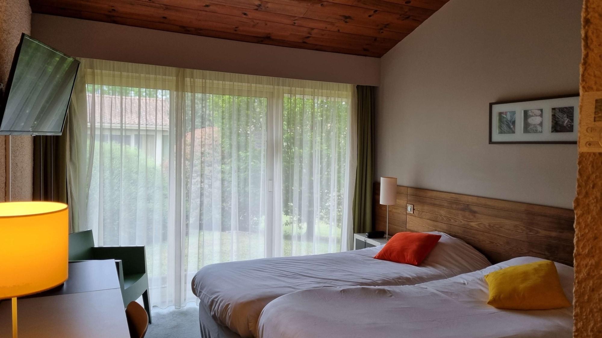 Kyriad Angouleme Nord Champniers- Hotel & Residence Εξωτερικό φωτογραφία