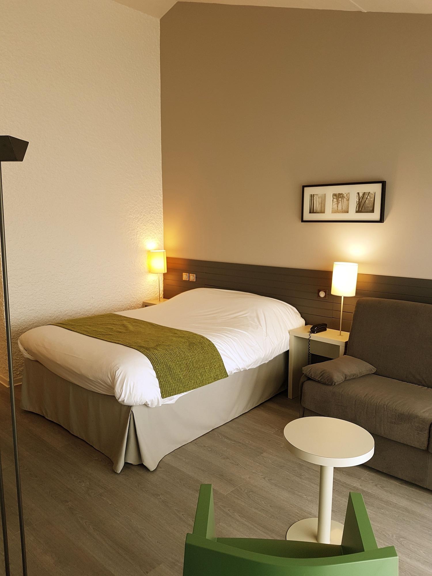 Kyriad Angouleme Nord Champniers- Hotel & Residence Εξωτερικό φωτογραφία