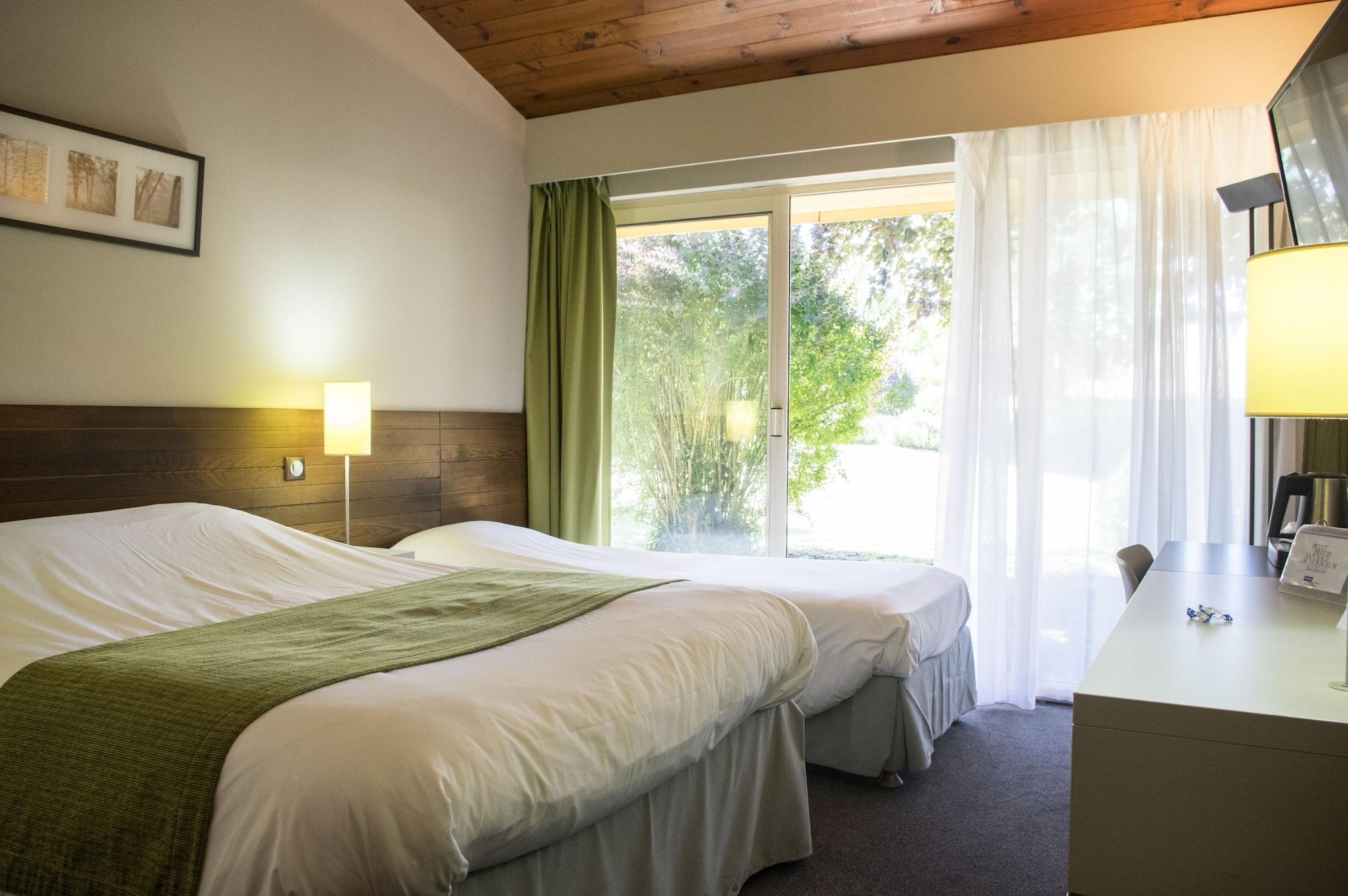 Kyriad Angouleme Nord Champniers- Hotel & Residence Εξωτερικό φωτογραφία